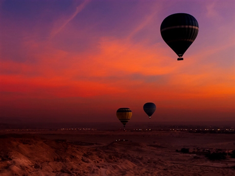 Du lịch bằng khinh khí cầu rất phổ biến ở Ai Cập.